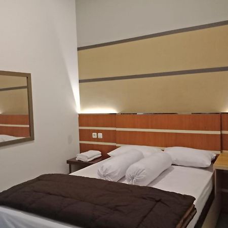 Amaya Guest House Syariah Alastuwo Exterior photo