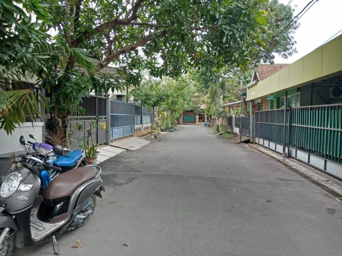 Amaya Guest House Syariah Alastuwo Exterior photo